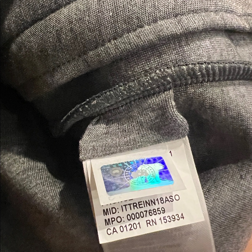 Canada Goose Men's Renfrew Fleece Pullover in Dark Sage Large - Picture 9 of 11